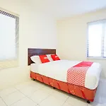 Super Oyo 1838 Cozy Home